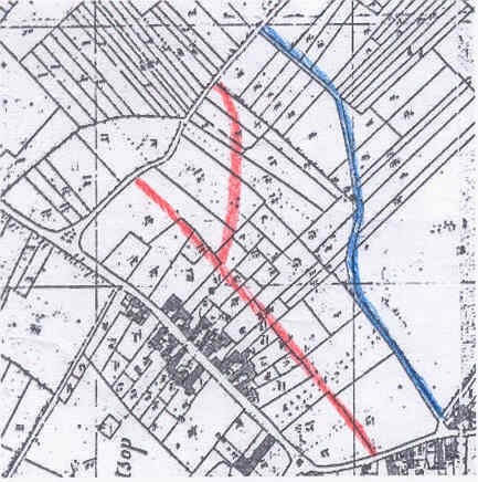 In rood de vermoedelijke oorspronkelijke loop van de “Weg achter de weiden” voor 1800 getekend op kaart rond 1815. Deze weg kende een aftakking naar het Seecken-daal, vermoedelijk een voetpad dat aansloot op een voetpad over de Heuvel. In blauw de huidige weg.
