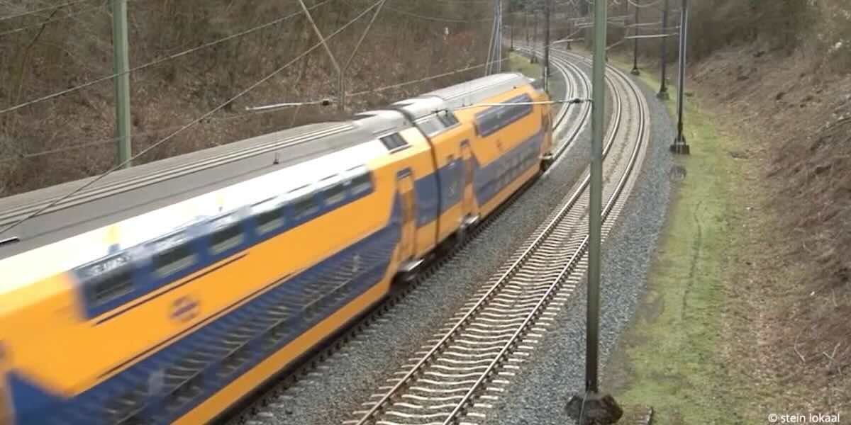 spoorlijn Sittard-Maastricht ter hoogte van Terhagen Elsloo