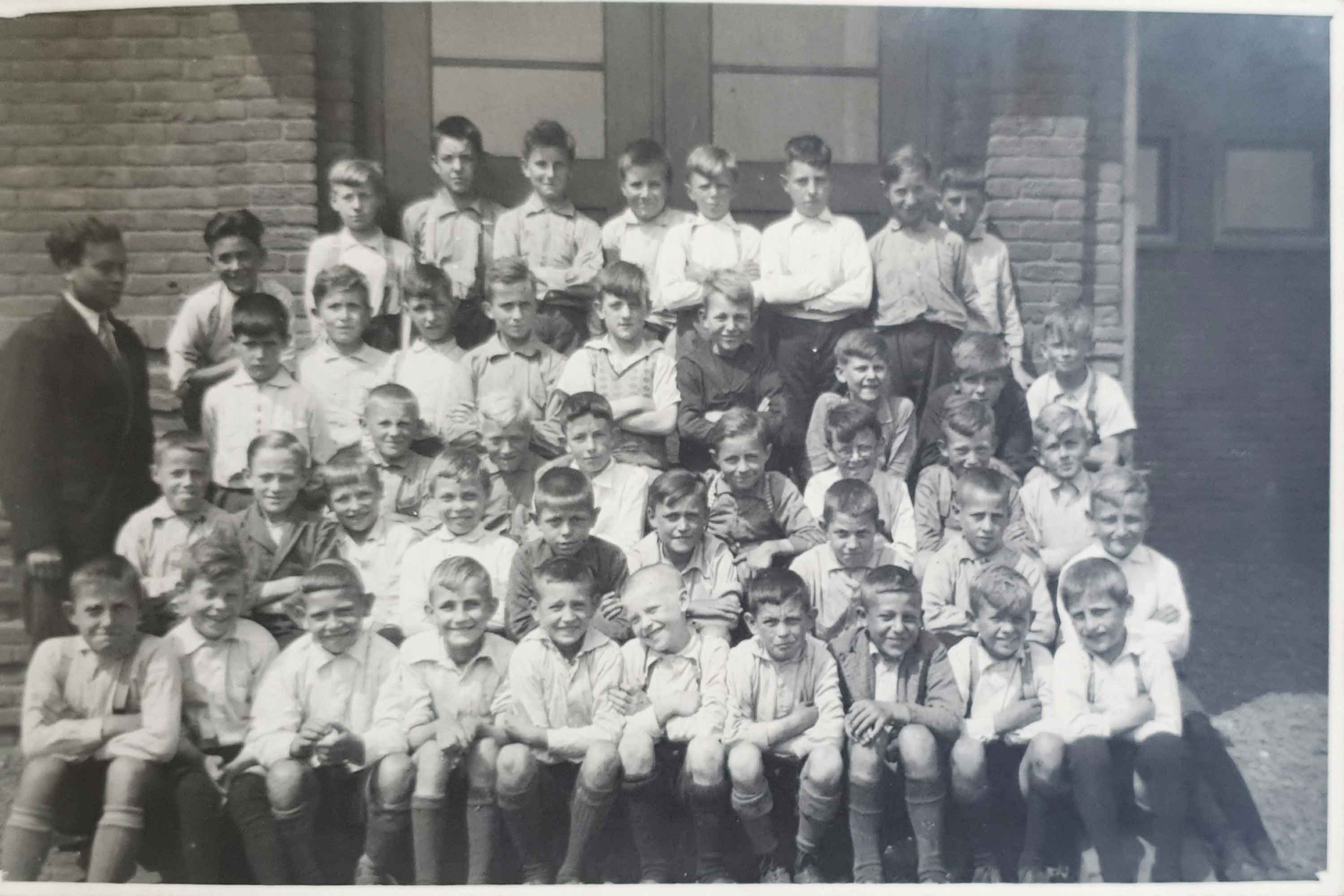 1935 St.Augustinusschool klas4 CollectieWillemPesch
